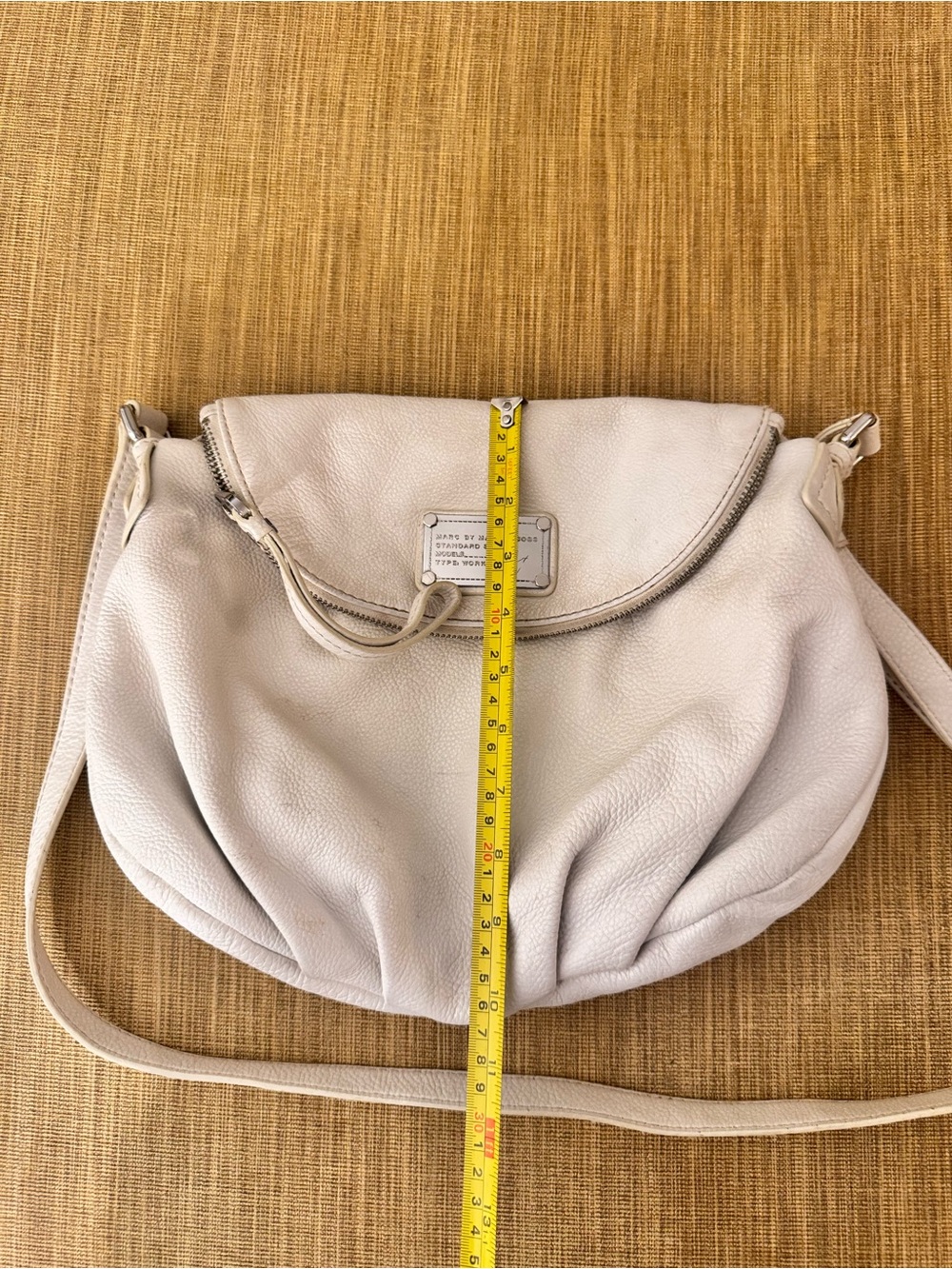 Marc by Marc Jacobs Classic Q Natasha Ivory Leather Crossbody Bag - Picture 10 of 12